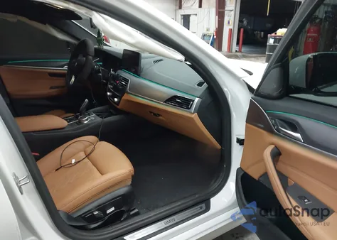 2023 BMW 530 I z USA, uszkodzony, nr VIN WBA53BH04PWY01726